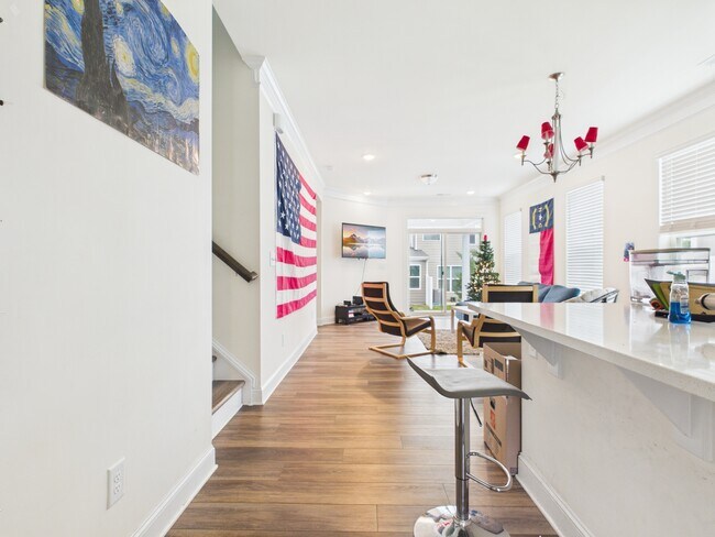 Photo - 3944 Fadden St