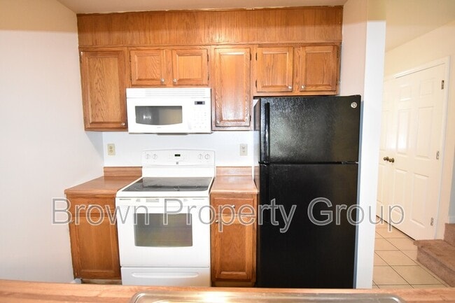 Photo - 244 Wickford Ct