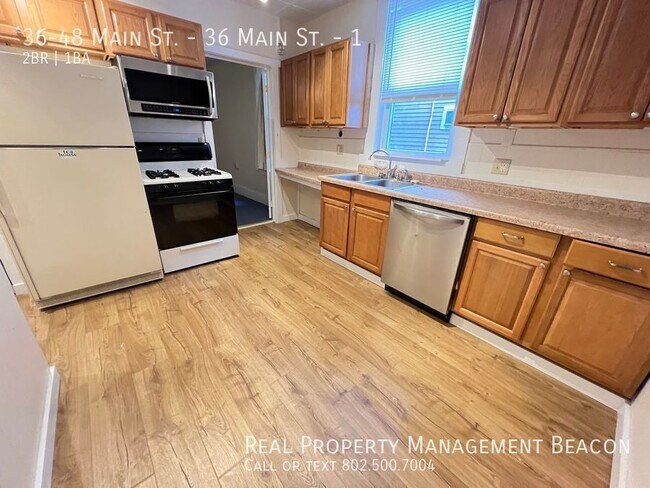 Photo - 36-48-48 S Main St Apartment Unit 1