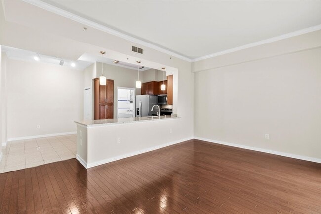 Photo - 3225 Turtle Creek Blvd Blvd