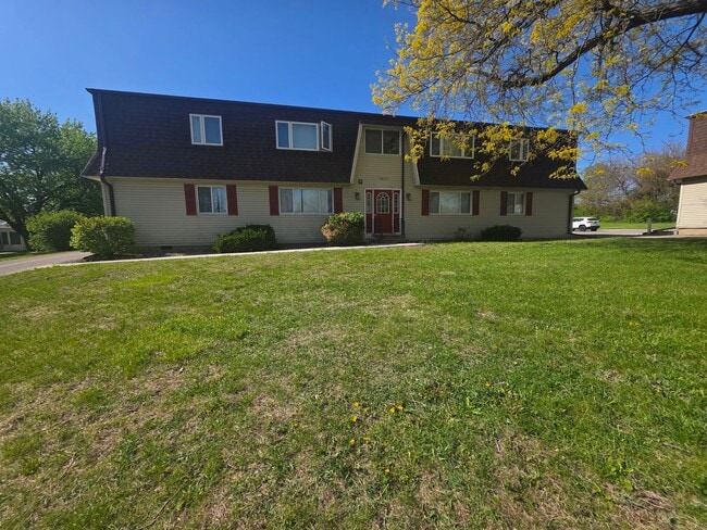 1653 Carriage Hill