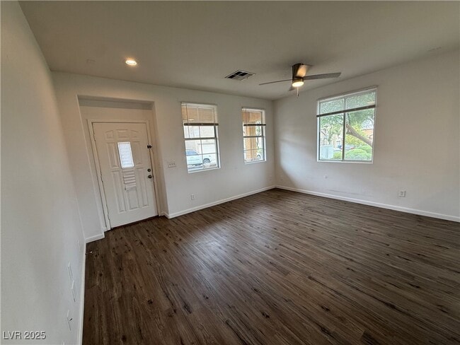 Building Photo - 6768 Wormwood Ln Rental