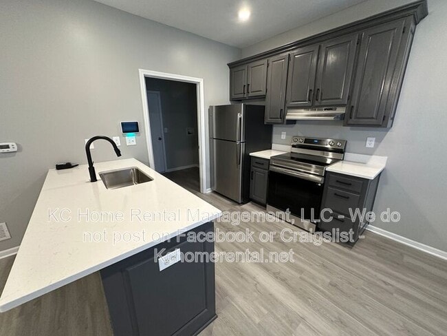 Photo - 1955 N 80th Ct