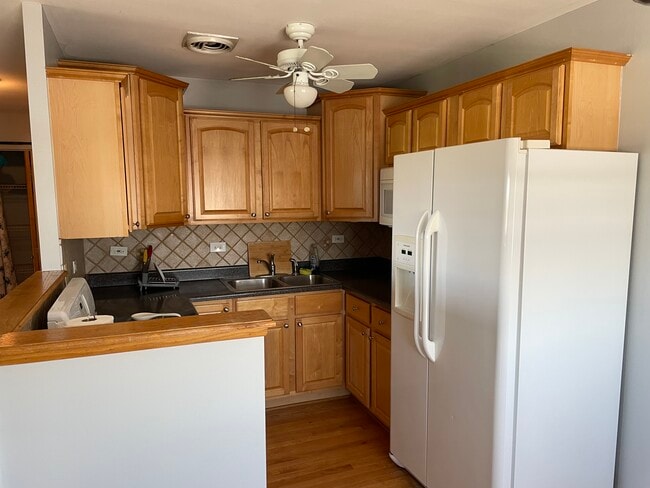 Photo - 4600 N Cumberland Ave Unit 513