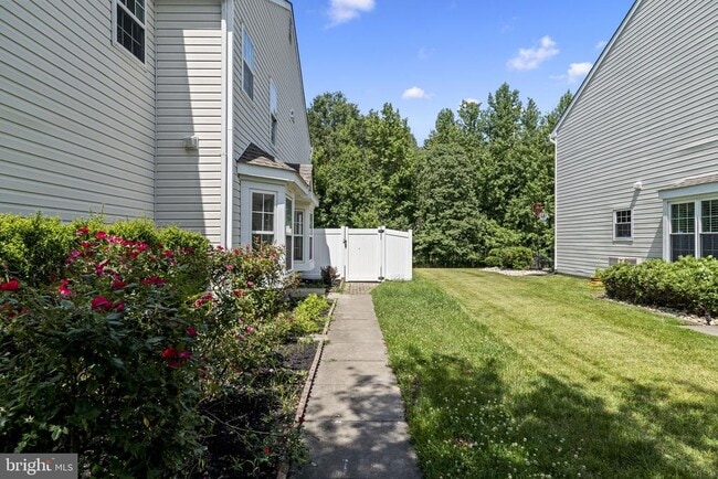 Photo - 124 Buckingham Way