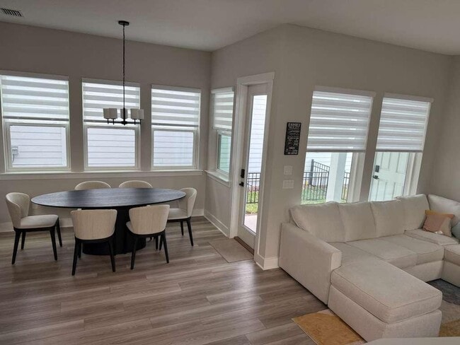 Photo - 11023 Cosmic Wy