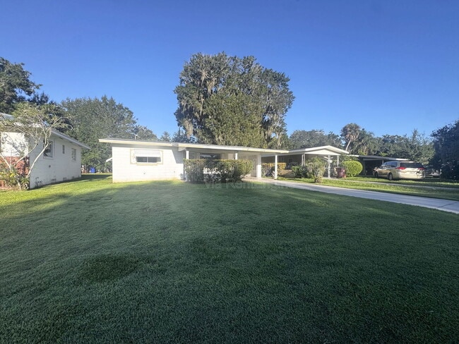 Photo - 408 New York Ave