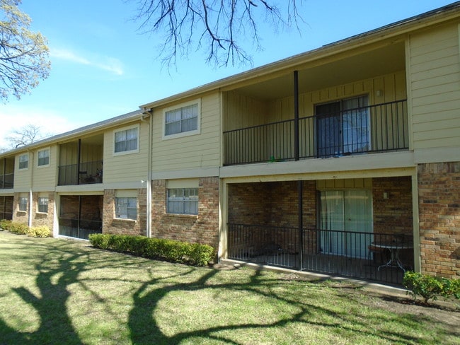 Photo - Park at Westover - a Warner Alan Property
