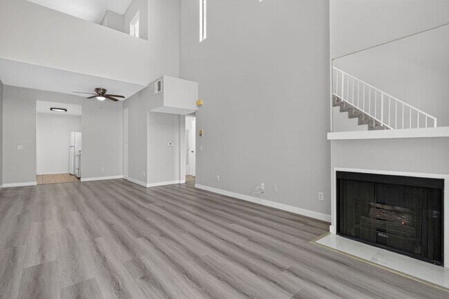 Photo - 10749 Francis Pl Unit 204