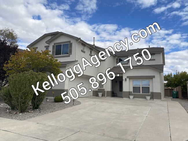 Building Photo - Large 5BR/2Story w/Balcony - Northern Meadows