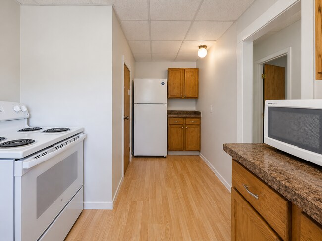 620 Lake Ave W Unit 2