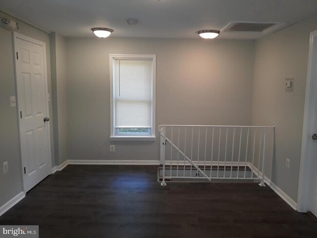 Photo - 2228 Kennedy Ave