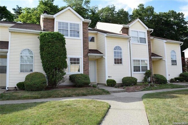 Photo - 43 Brick Pond Rd