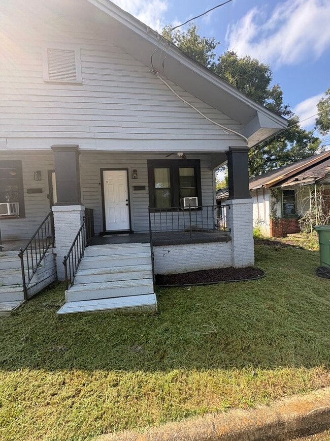 Building Photo - 721 Central St Unit 721 Central Street B