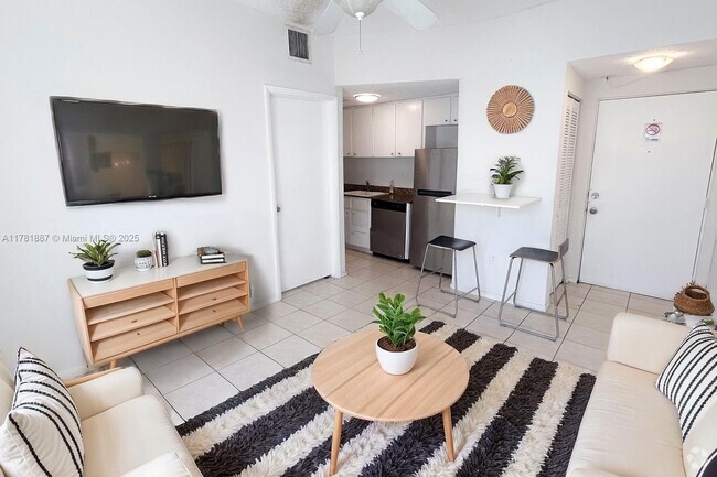 Building Photo - 1218 Drexel Ave Unit 204 Rental