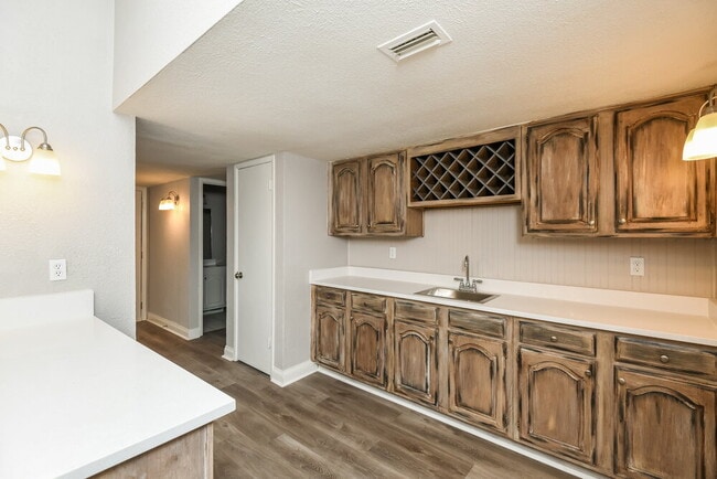 Photo - 4301 Campion Ln