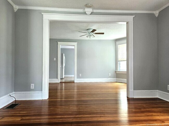 Photo - 78 Harrison St