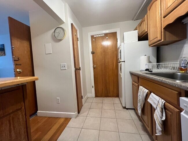 Photo - 11 Commonwealth Ct Unit 11