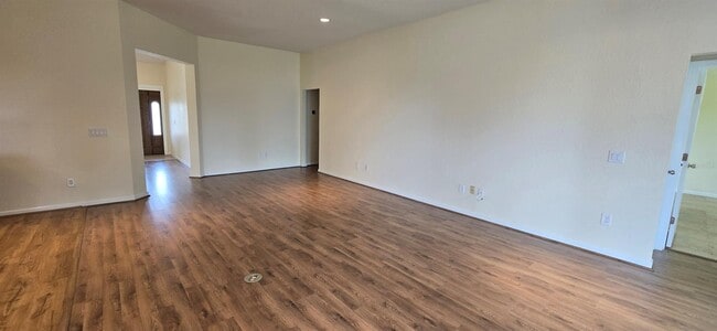 Photo - 4085 SW 49th Ave