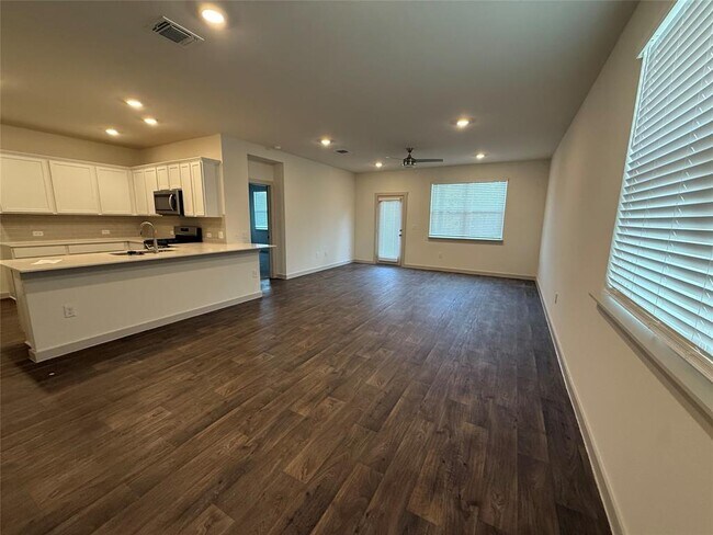 Photo - 14108 Boquist Dr