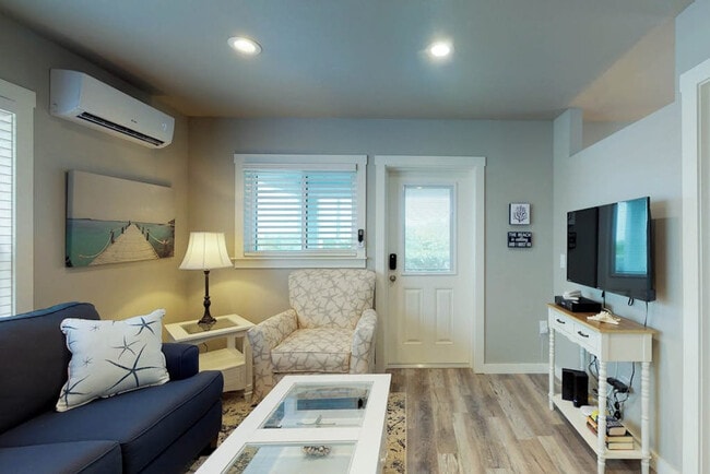 Photo - 211 S Bay Blvd Unidad SI ID1591341P