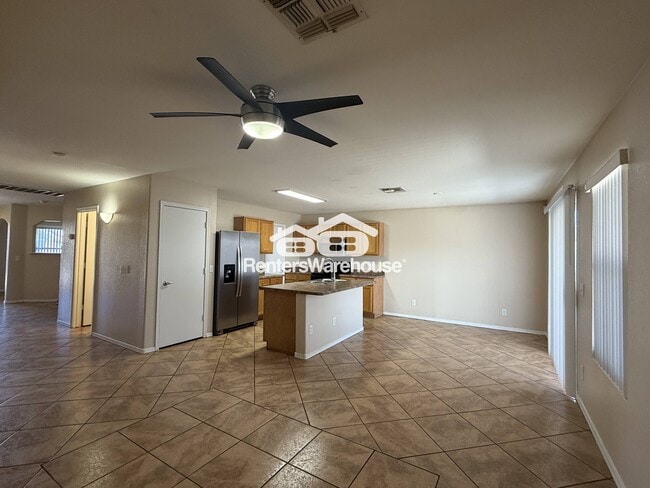 Photo - 2607 S 71st Dr