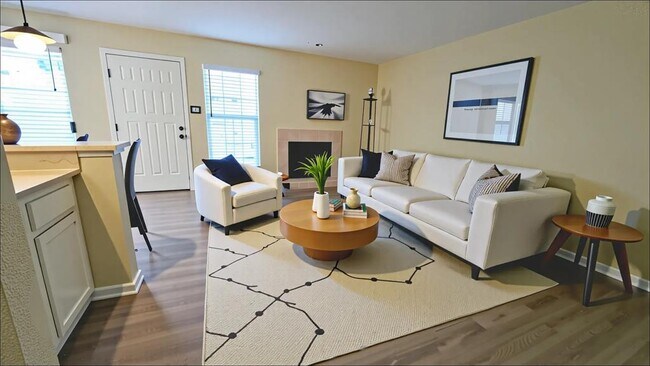 Photo - 7400 Bellerive Dr Unidad 206 Rental