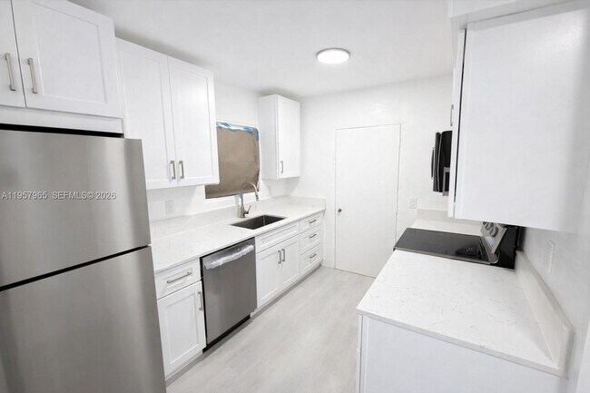 Photo - 501 NW 13th St