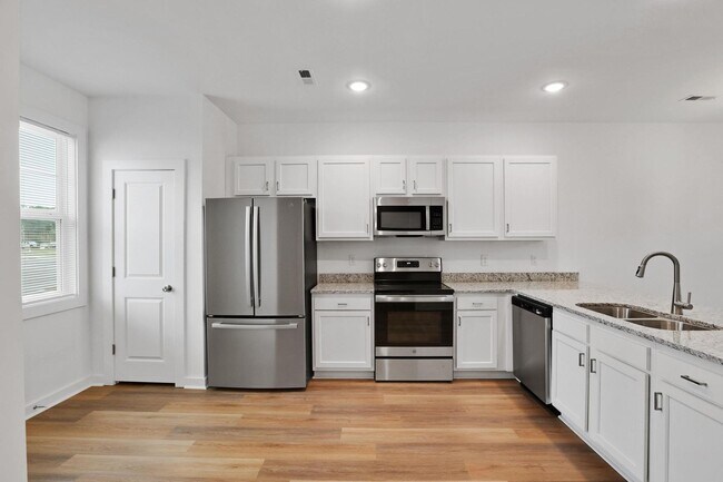 Photo - Large 3 story townhome near beach with community POOL and GYM!