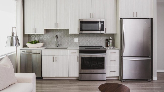 Photo - Mondrian Lake Eola