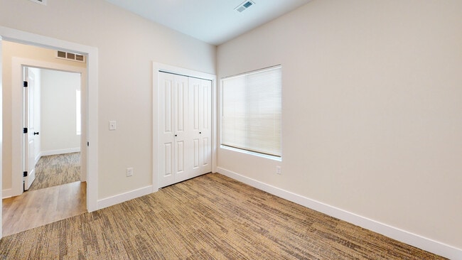 Photo - 1146 N Joye St