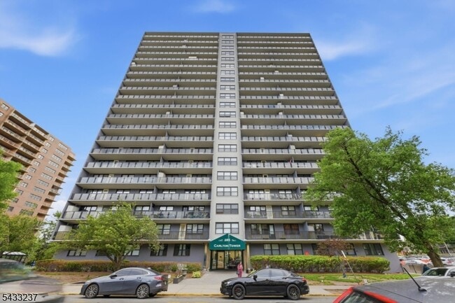 Photo - 285 Aycrigg Ave Unit 4J