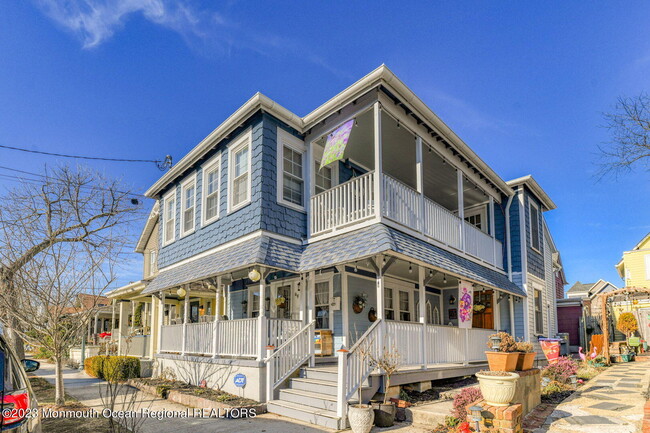 Photo - 69 Franklin Ave Townhome