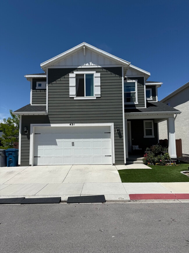 Building Photo - 421 E 280 N Rental