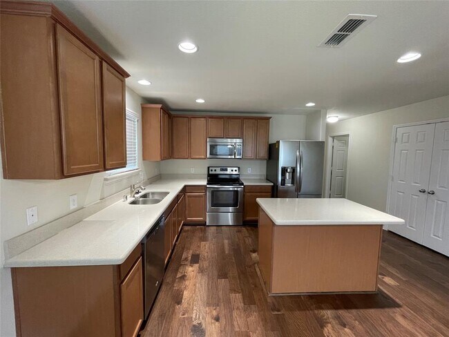 Photo - 1000 Rivers Creek Ln