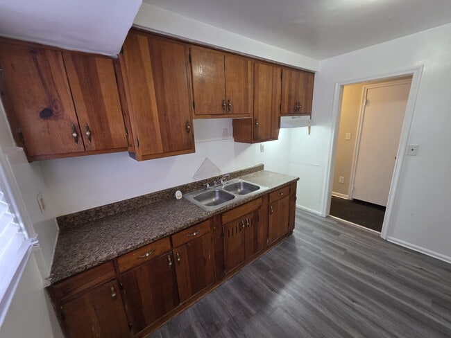 Photo - 8639 Minock St