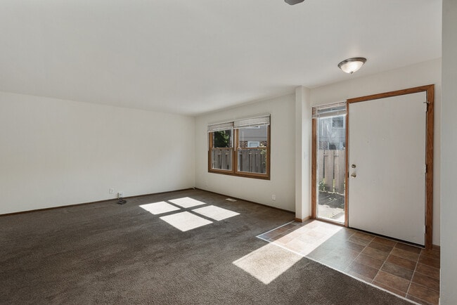 Photo - 3744 S 81st St