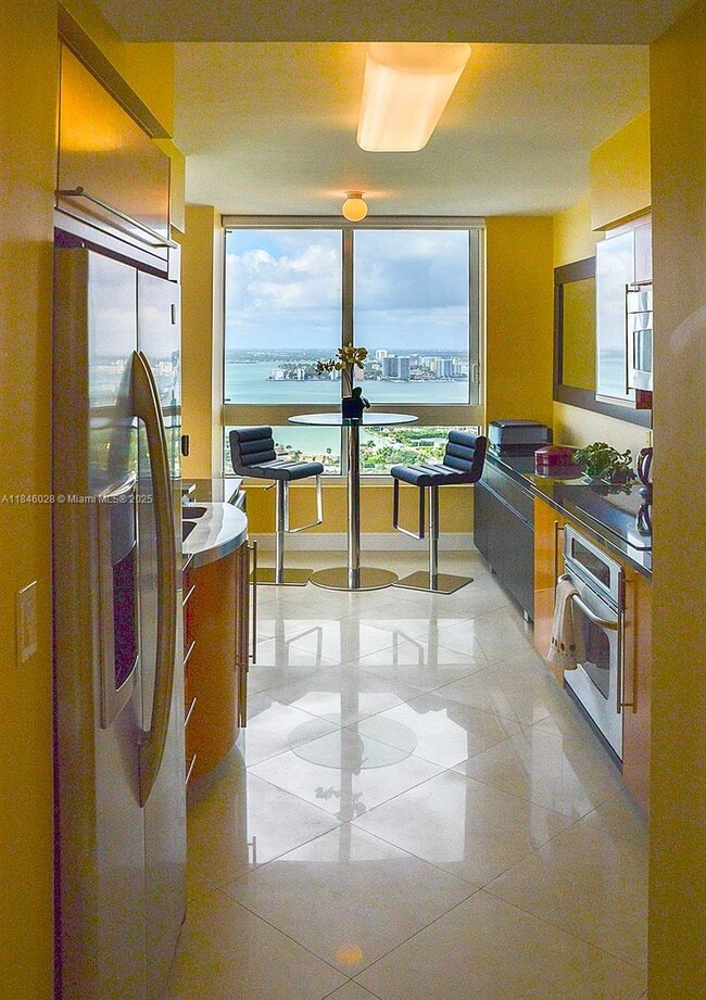 Building Photo - 6365 Collins Ave Unit 3907 Rental