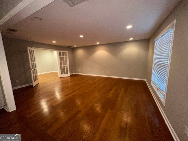 6180 S Glenn Forest SW
