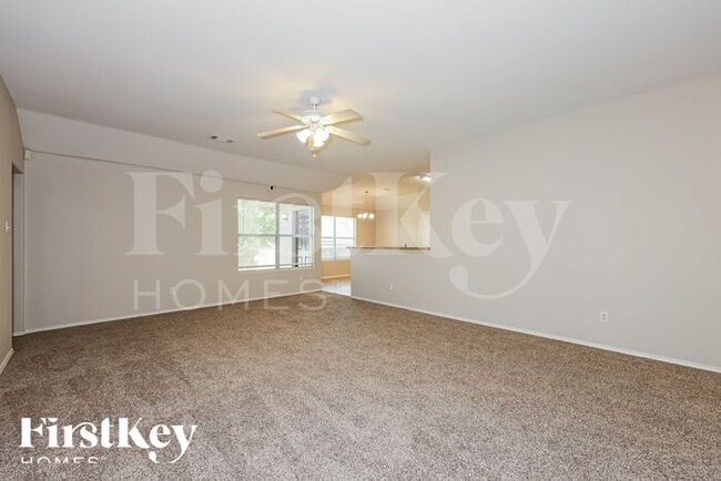 Photo - 137 Bushel Ln