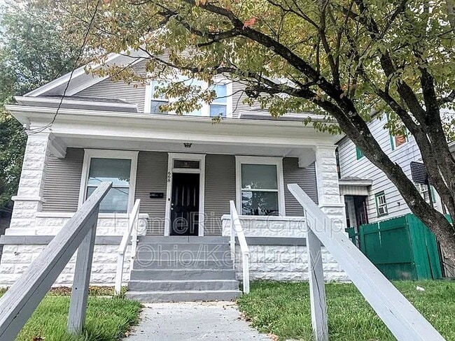 Building Photo - 668 S 41st St