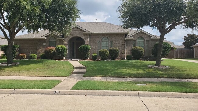 Building Photo - 301 Ponderosa Trail