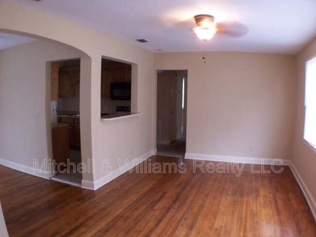 Photo - 3533 Pinecrest St