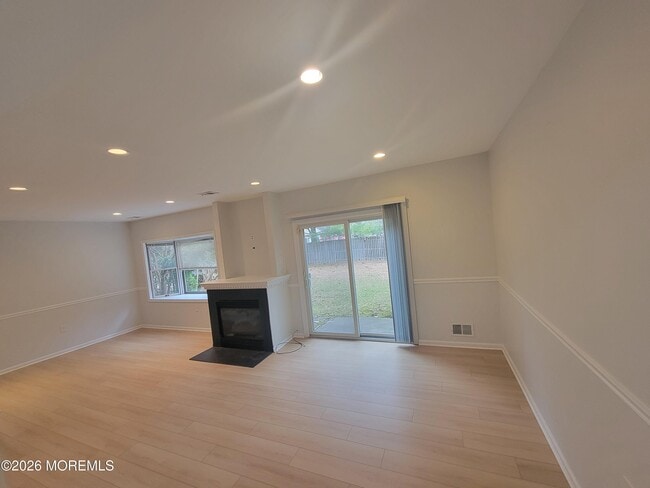 Photo - 22 Weller Pl