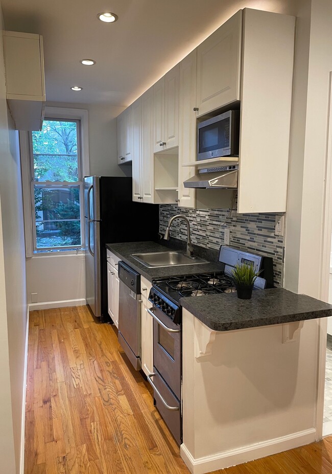 Photo - 209 Clinton St Unit 1