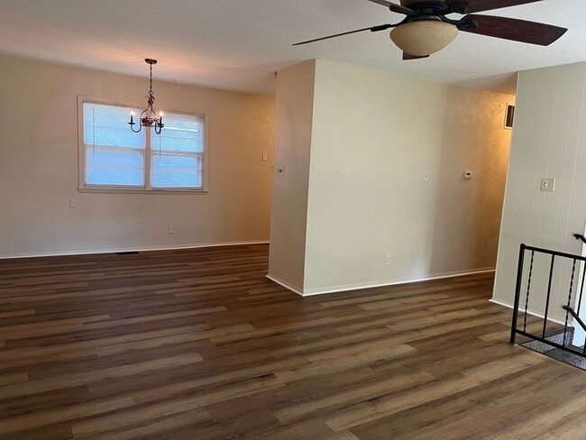 Photo - 3 BEDROOM 1 FULL BATH HOME WITH LIVING ROOM & REC ROOM, SINGLE GARAGE AND LARGE BACKYARD