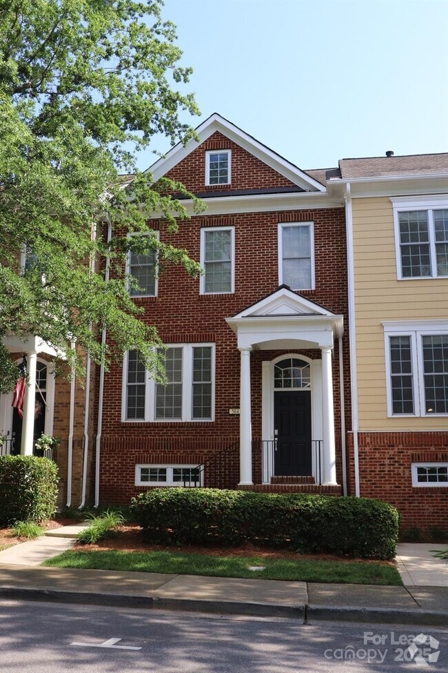 Building Photo - 564 6th Baxter Crossing Rental