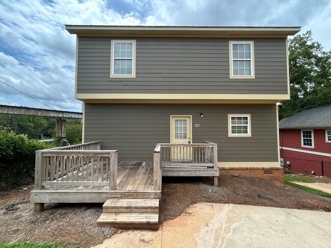 Building Photo - PRE-LEASING FOR AUGUST 2026!