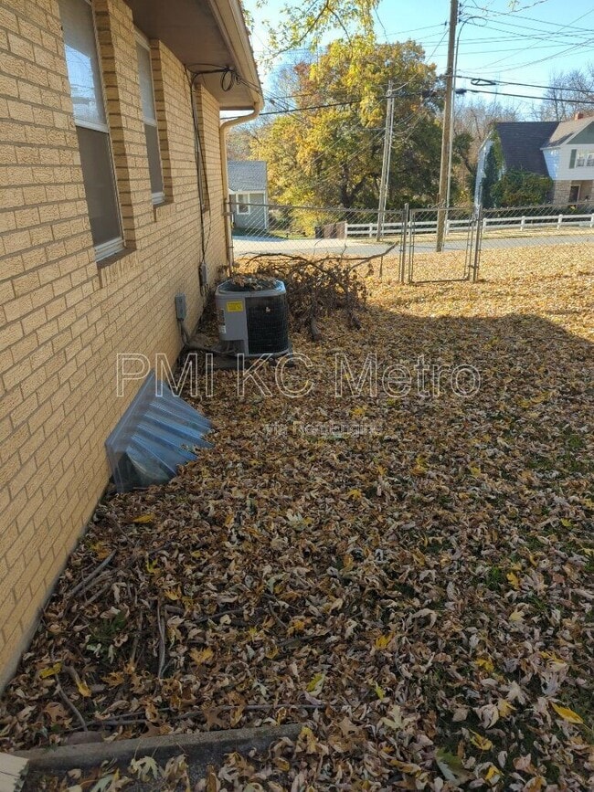 Photo - 526 E Walnut St