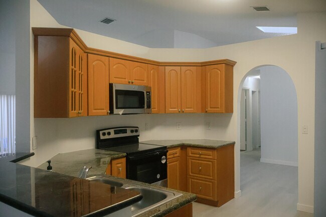 Photo - 14750 SW 156th Ave
